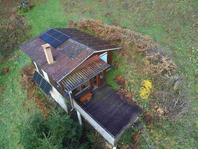 Installation photovoltaïque avec batterie sur site isolé
